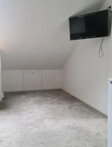 Cosey 1 Bedroom Loft With Free Parking Apartament *